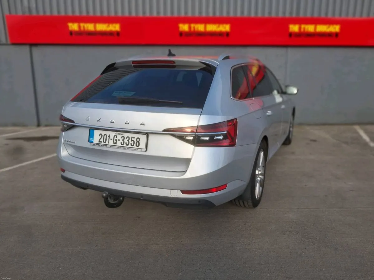 Skoda Superb Estate Automatic - Image 6