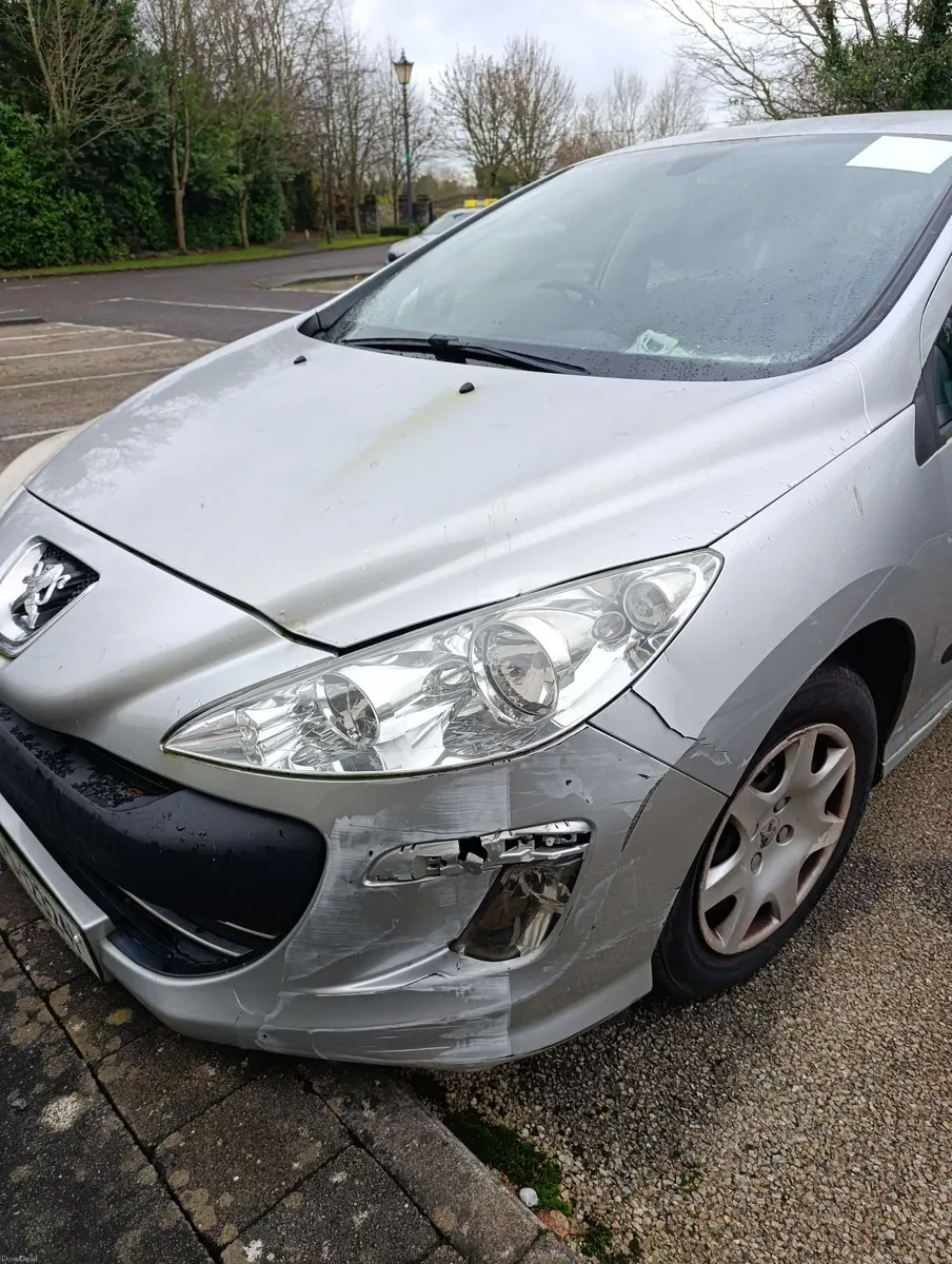 Peugeot 308 2010 - Image 4