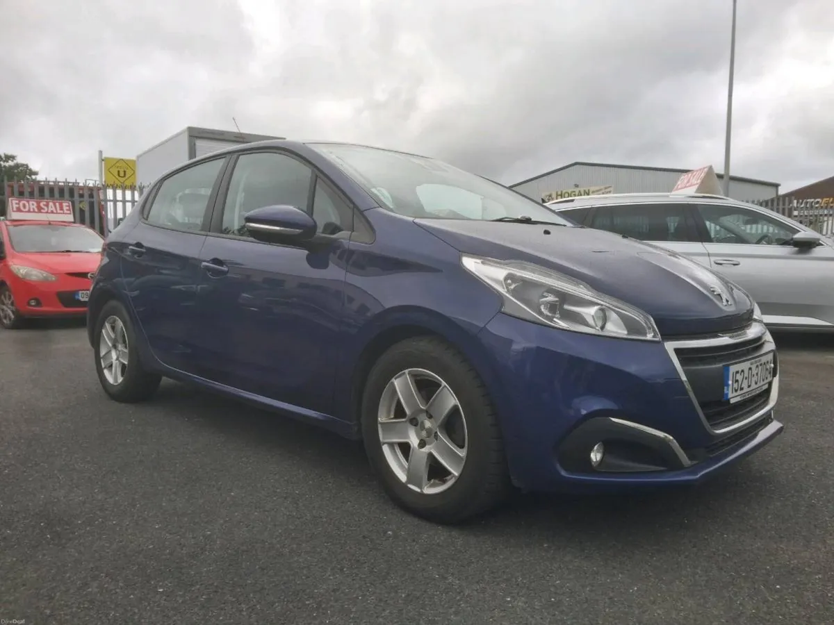 Peugeot 208 Automatic  only 40k km's - Image 3
