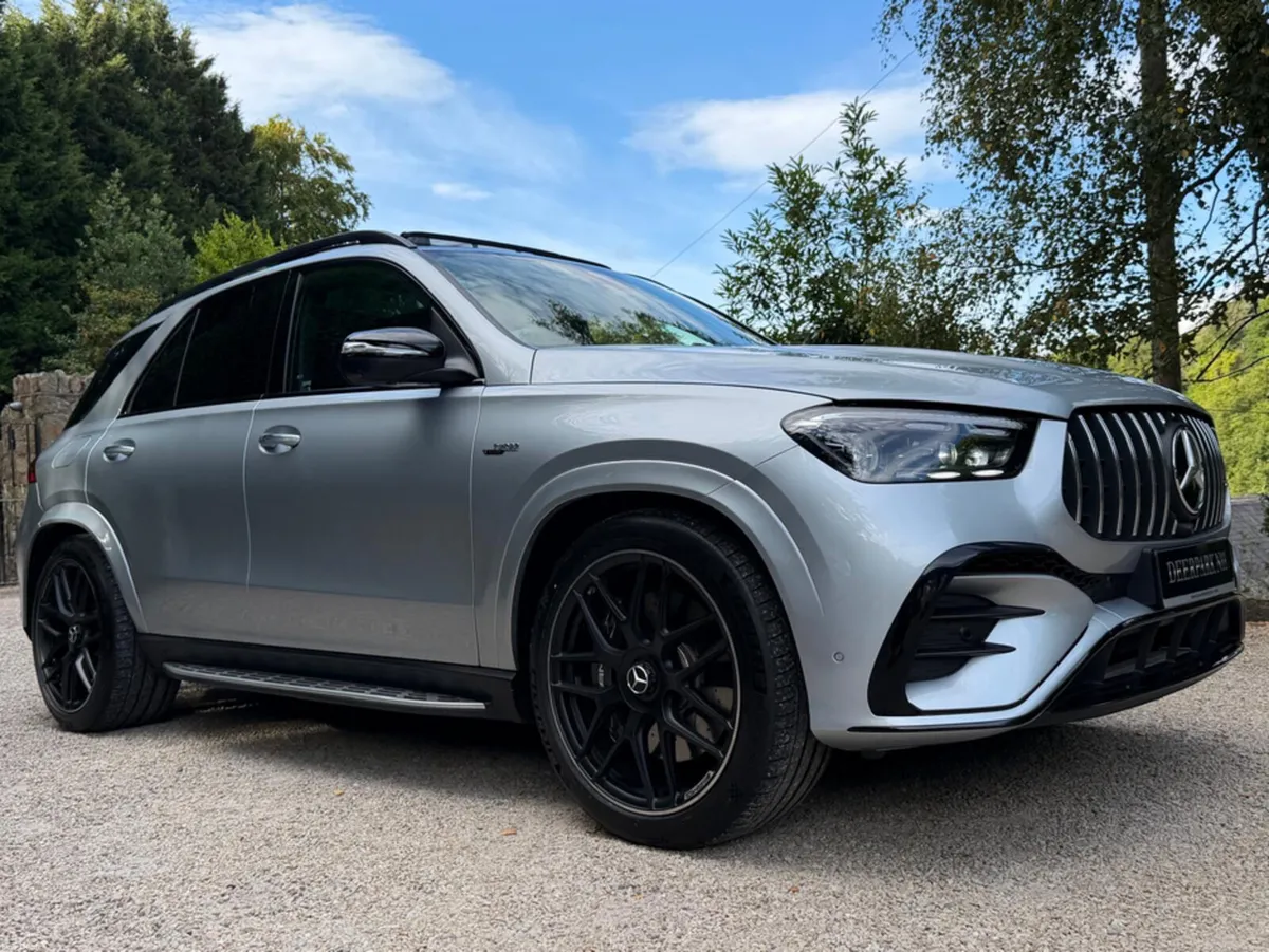 Mercedes-Benz GLE 53 AMG Premium Plus Night Editio - Image 3