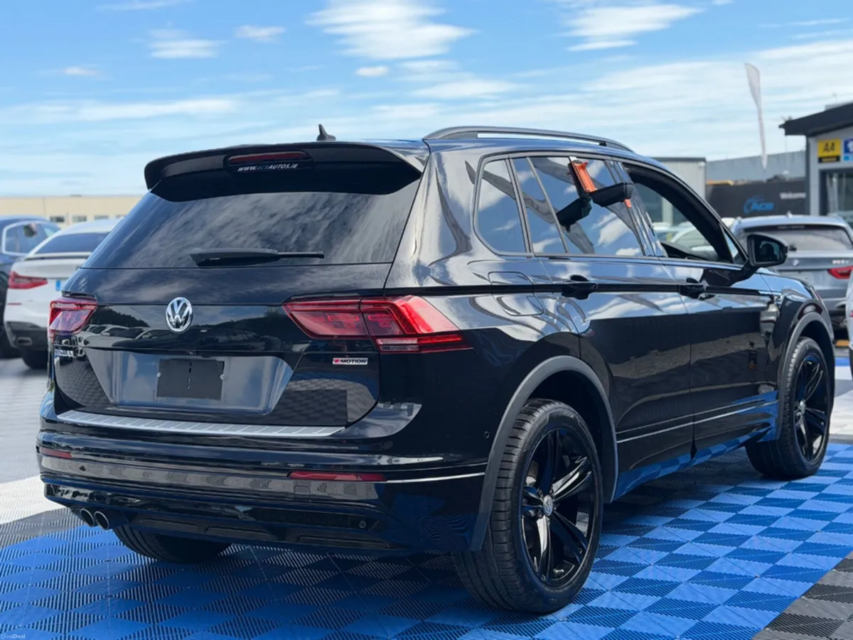 Volkswagen Tiguan R-LINE BLACK EDT 4WD - 2.0L DIES - Image 6