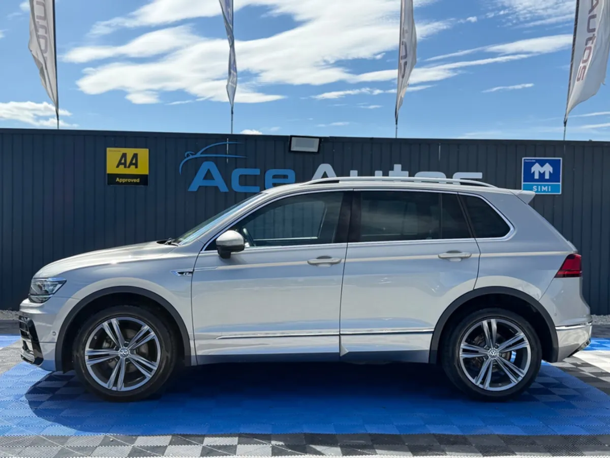 Volkswagen Tiguan R-LINE 4WD - 2.0L DIESEL - AUTO - Image 4
