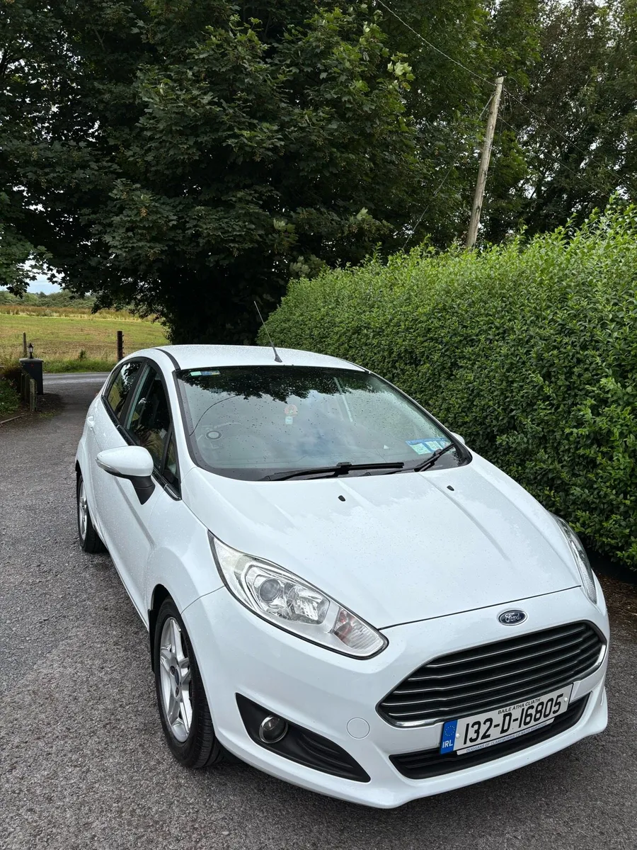 2013 Ford Fiesta - Image 1