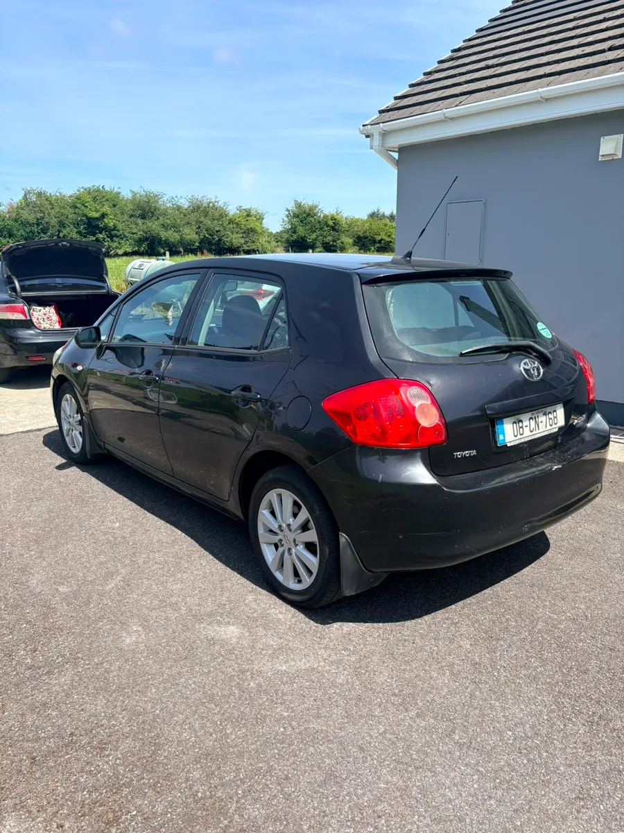 2008 Auris Black - Image 3