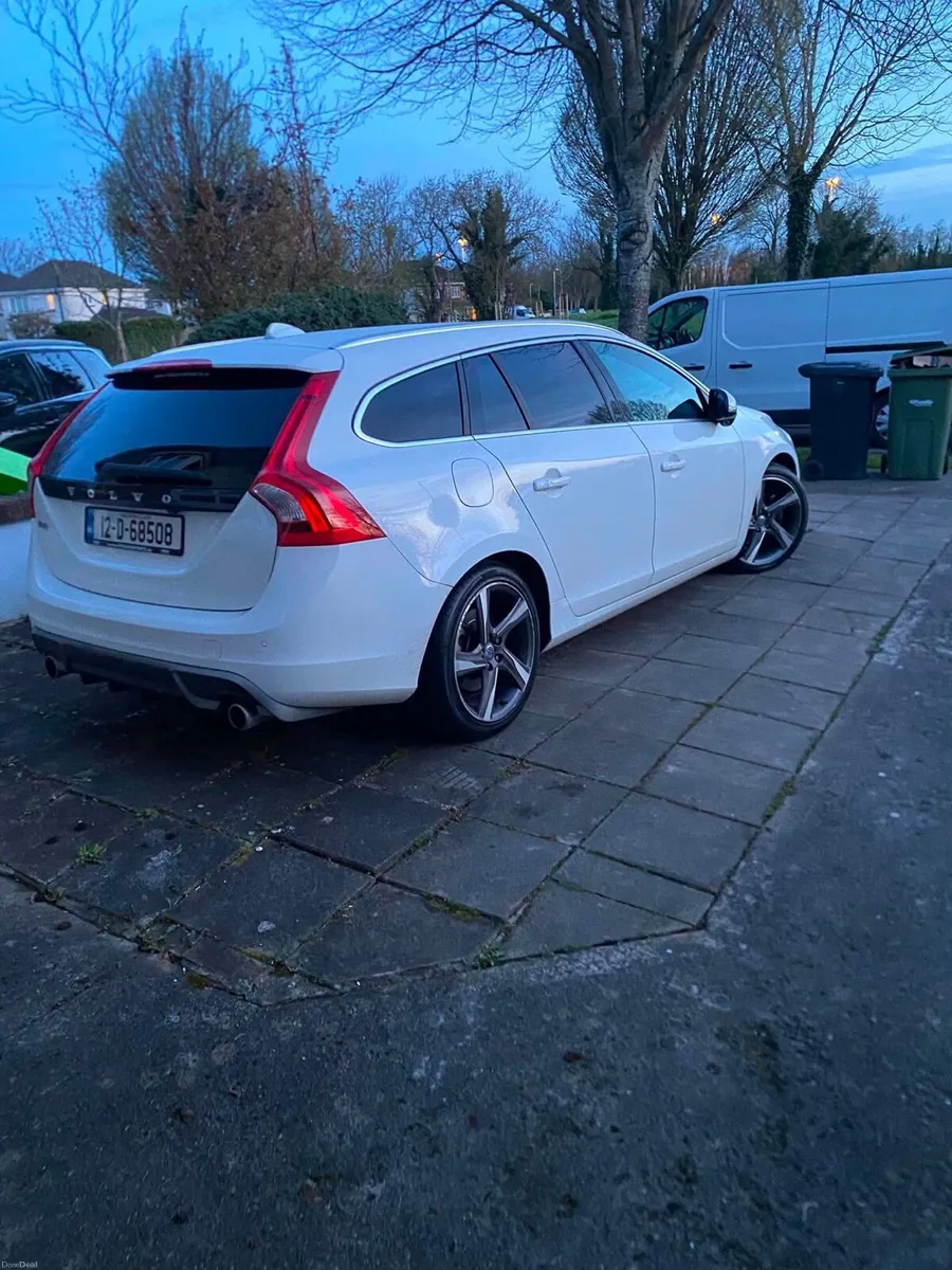 Volvo V60 Estate R design - Image 1