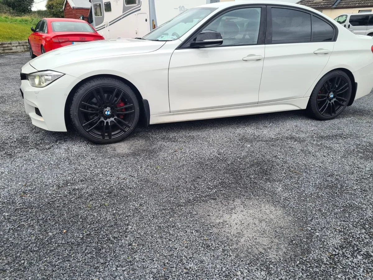 BMW 328i F30 Msport 2L petrol 245bhp 8 speed - Image 4