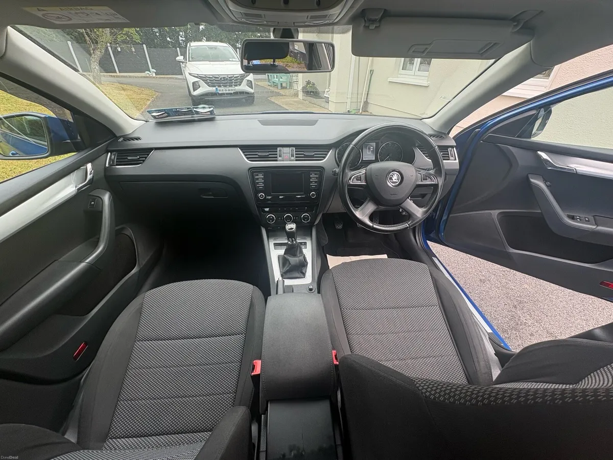 Skoda Octavia 2.0 litre Tdi business se Nct & Tax - Image 6