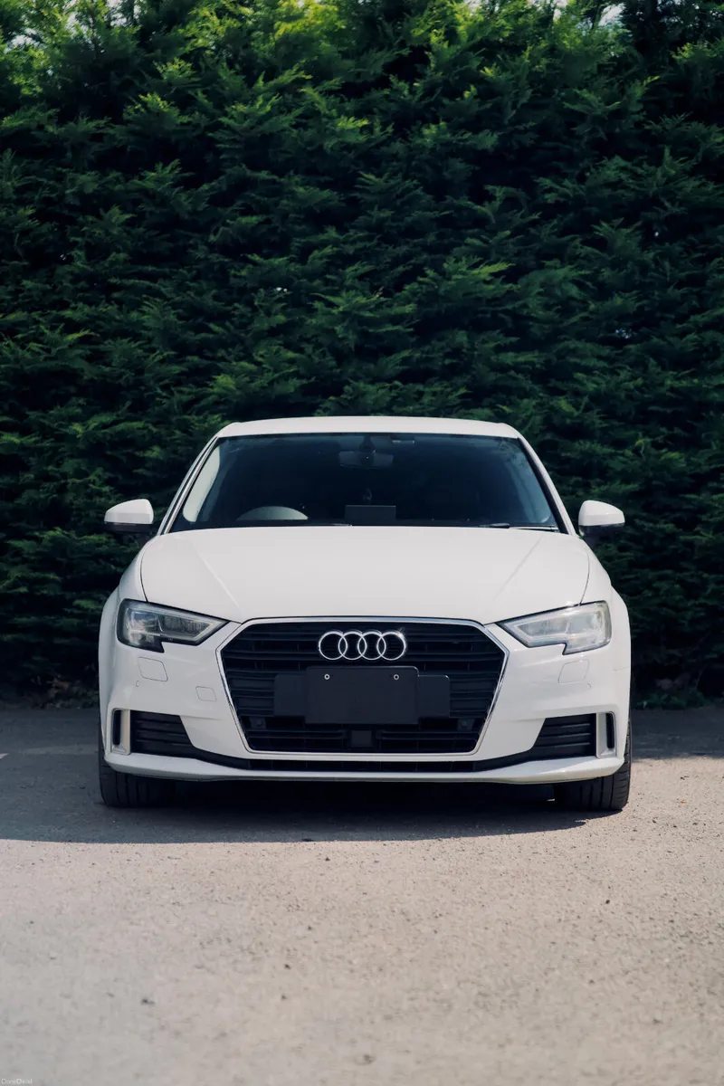 Audi A3 TFSI Sportback 2017 | Premium Hatchback - Image 6