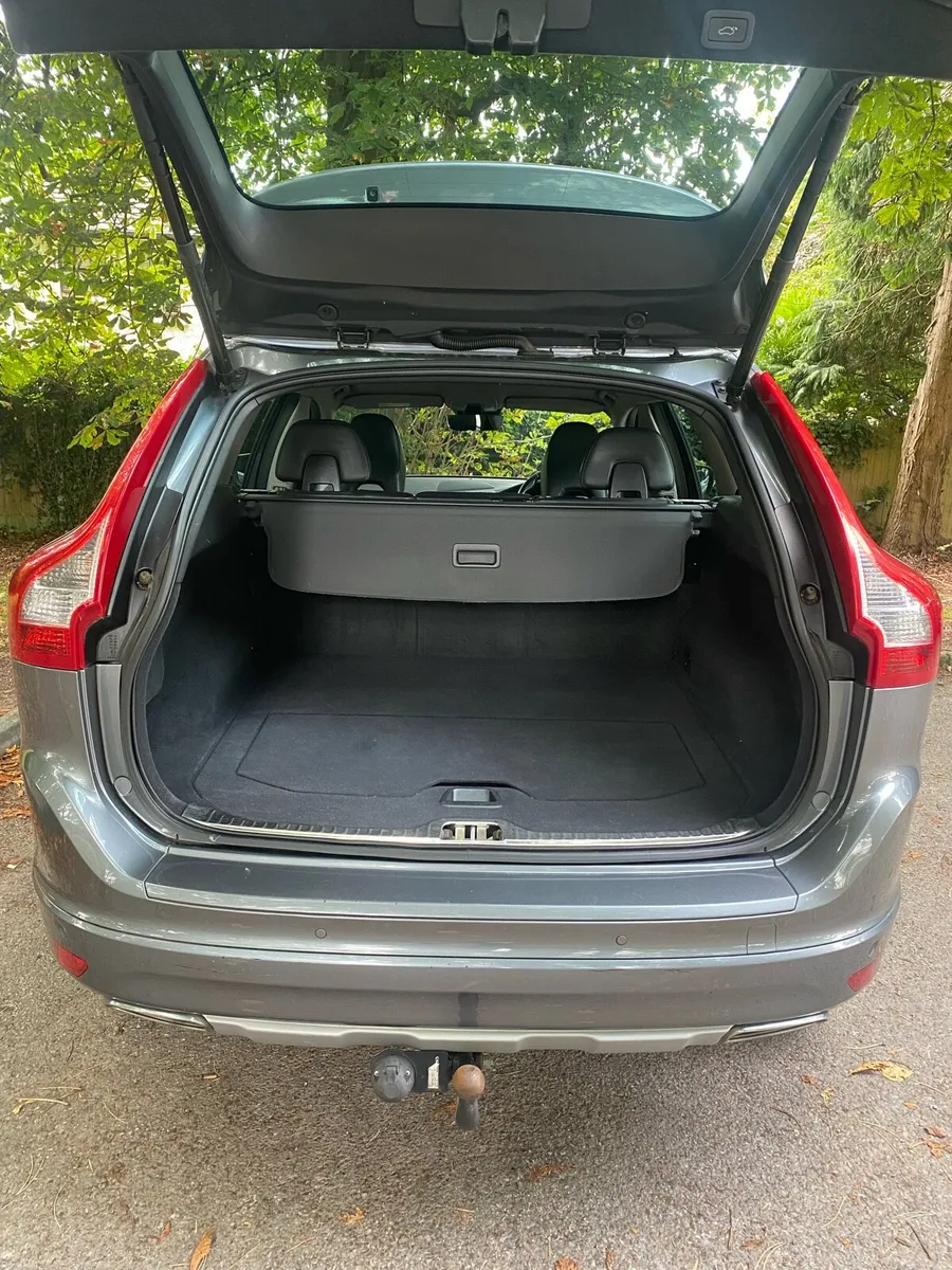Volvo XC60 2017 - Image 5