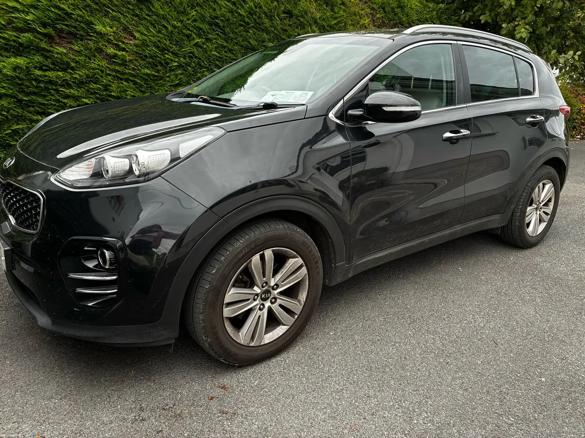 Car - Image 2