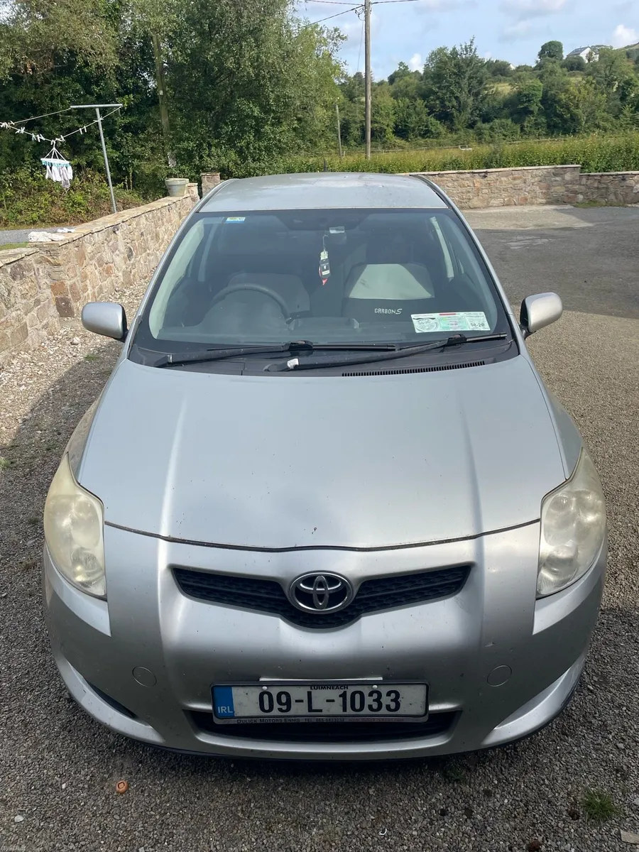 09 Toyota Auris - Image 1