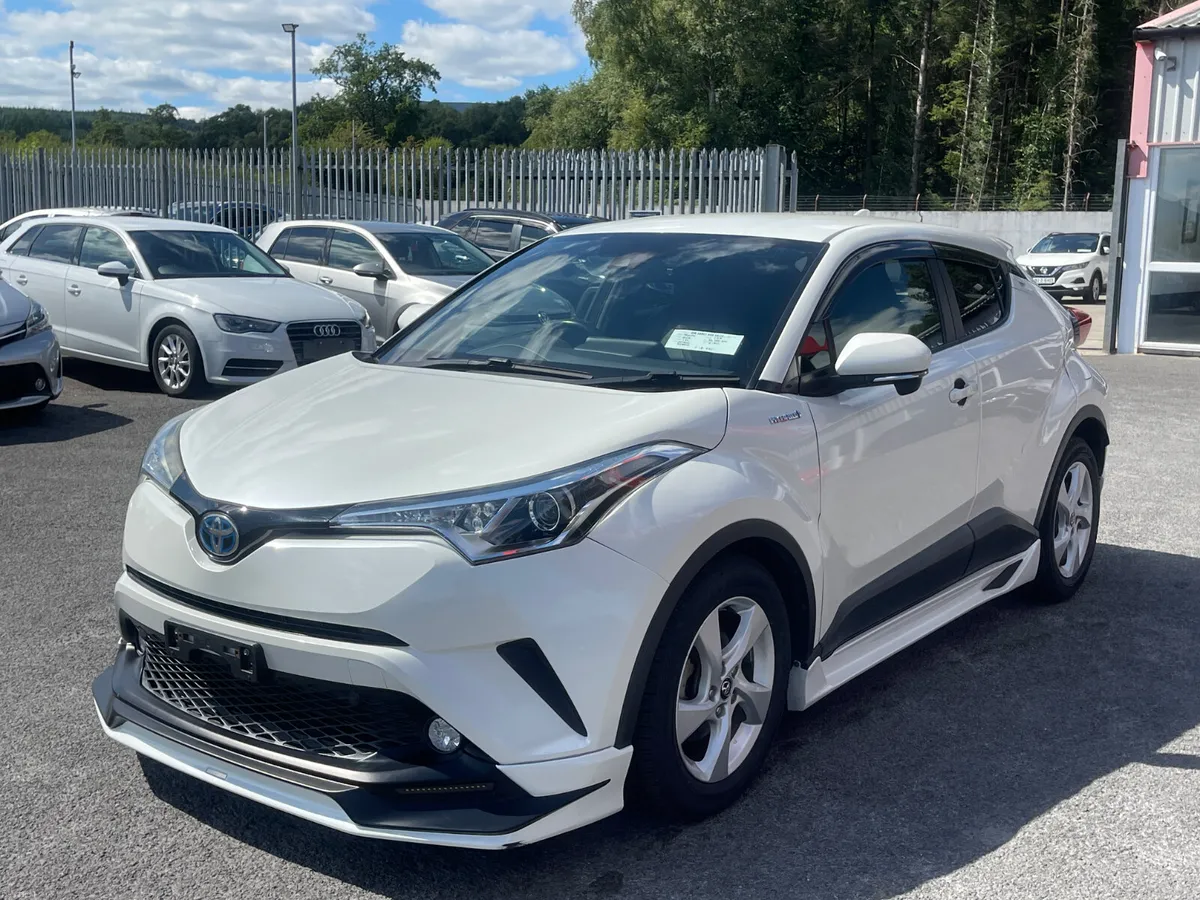 2017-2 Toyota CHR - Image 3