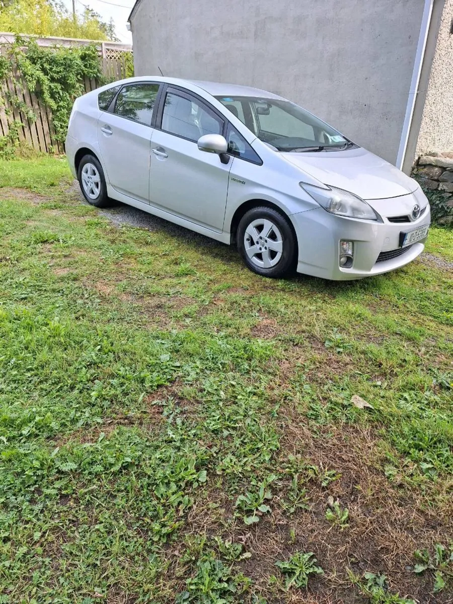 Toyota Prius - Image 5