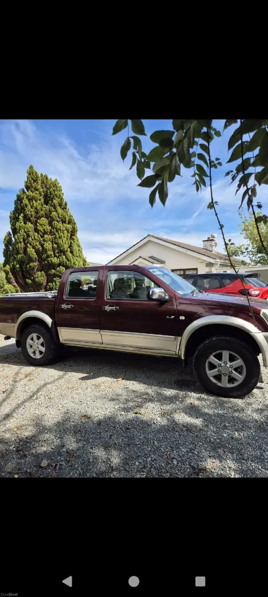 Isuzu D-Max 2004 - Image 1