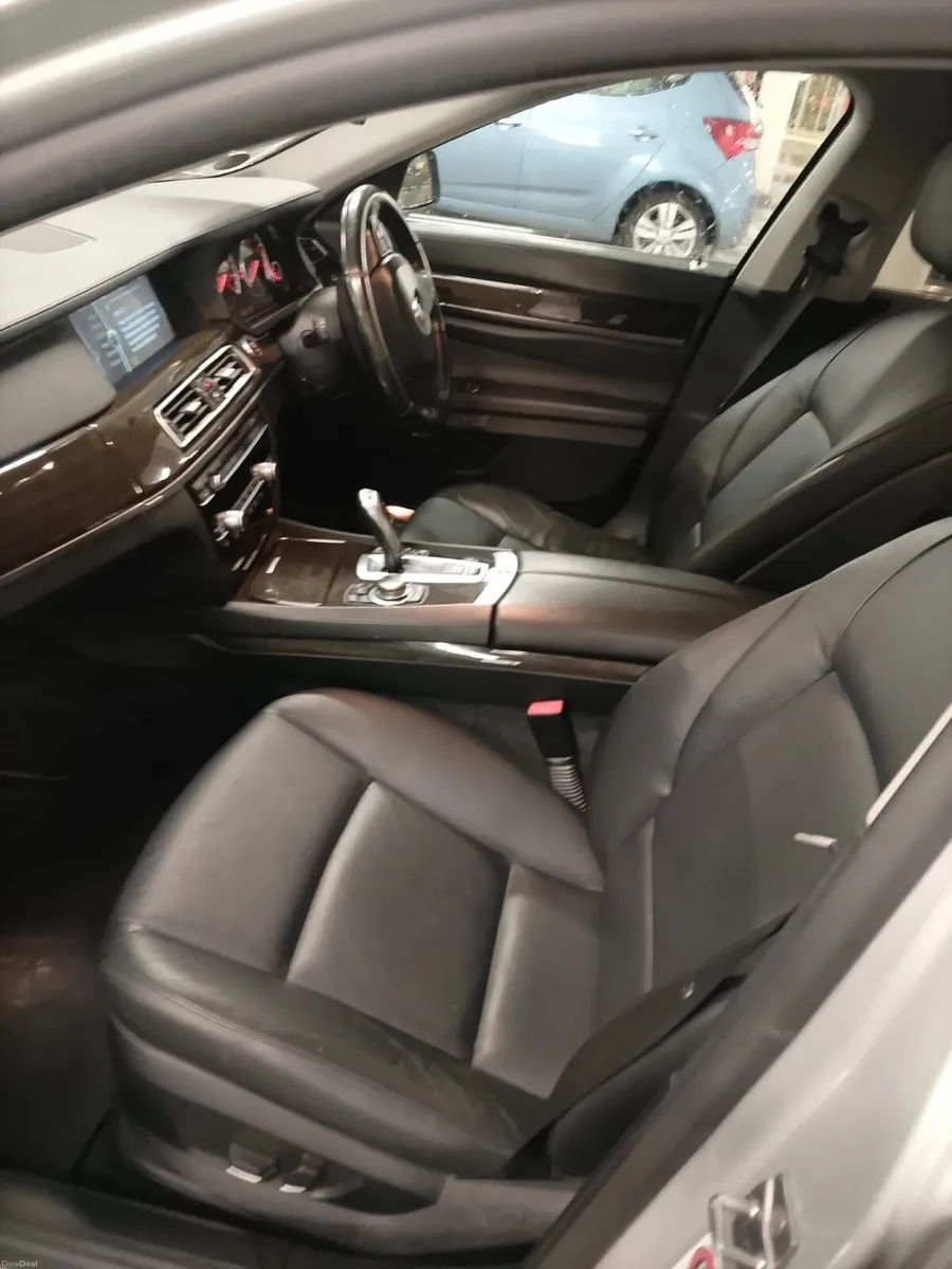 BMW 730d - Image 3