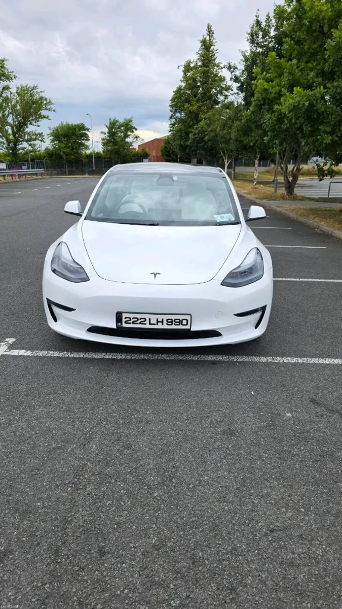 Tesla model 3 AWD Long range BGB1S5N - Image 1