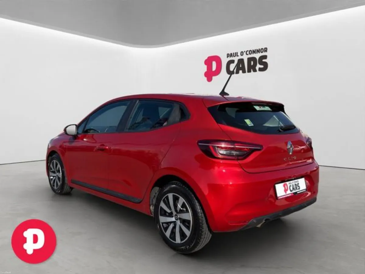 Renault Clio Expression SCE 75 MY19 5DR - Straight - Image 3