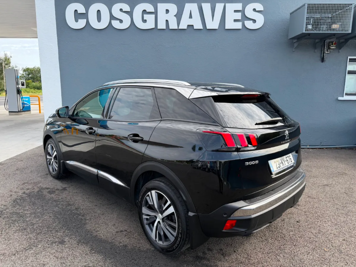 Peugeot 3008 FL Allure 1.5 HDI 130 Automatic * REV - Image 4