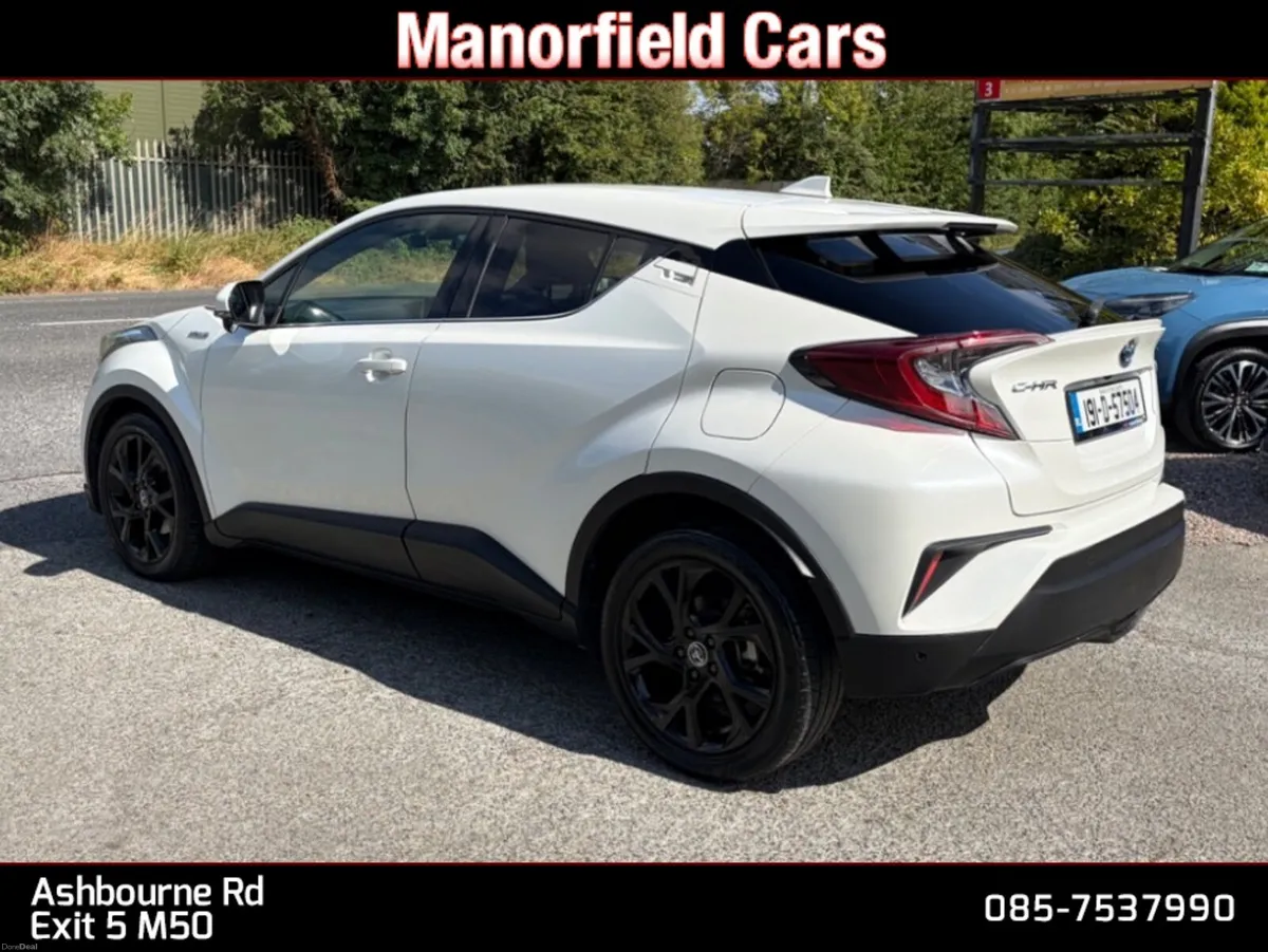 2019 191 Toyota Chr Sol 1.8 Petrol Hybrid Auto SUV - Image 6