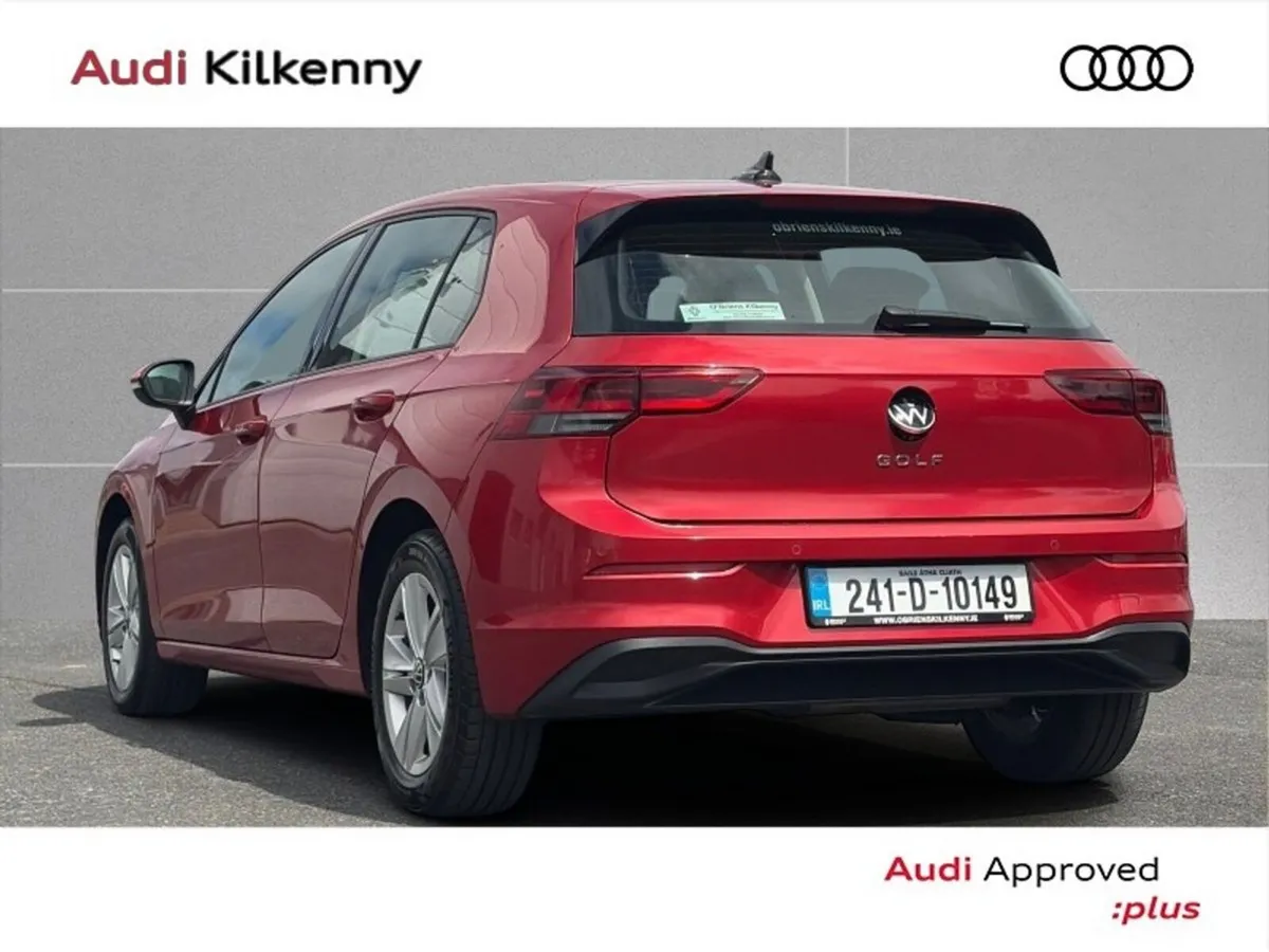 Volkswagen Golf LIFE 2.0 TDI 115 BHP 5DR *1 OWNER - Image 3