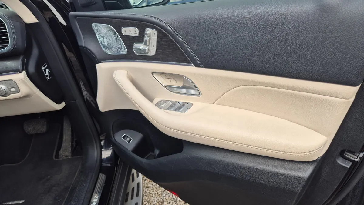 Mercedes-Benz GLE 2021 - Image 6