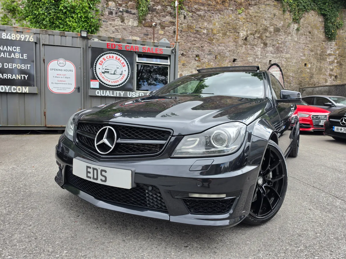 Mercedes-Benz C63 Edition 125         2011 - Image 5