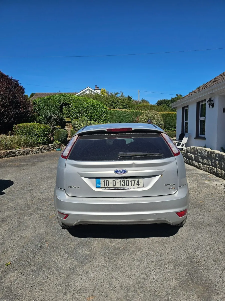 Ford Focus 2010 - Image 5