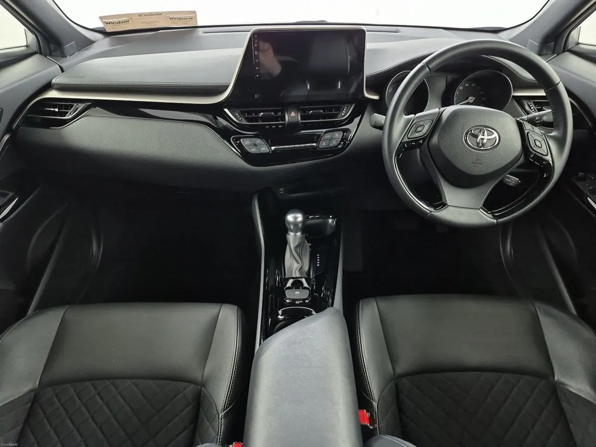 Toyota C-HR Hybrid Safety Pack + - Image 3