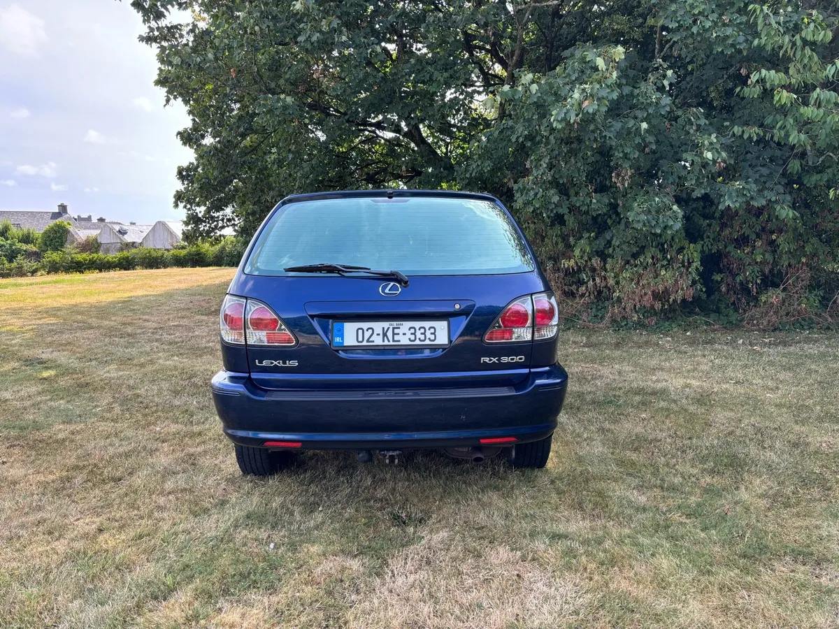 Lexus RX300 - Image 5