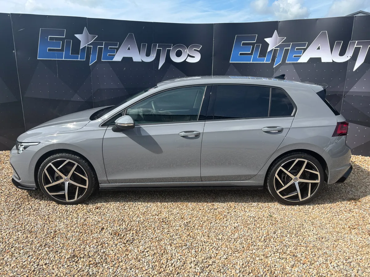 Volkswagen Golf TDI 2.0 150 HP Automatic - Image 2