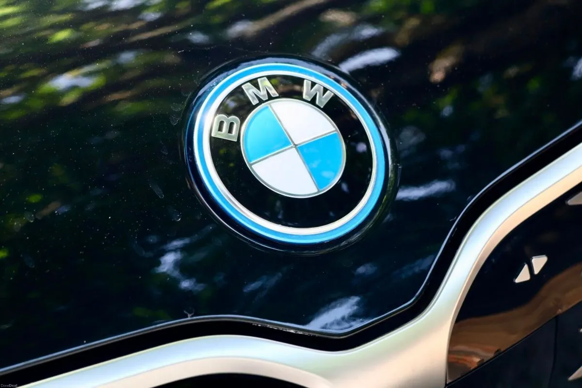 BMW iX1 eDrive20 Sport LOW MILEAGE - Image 4