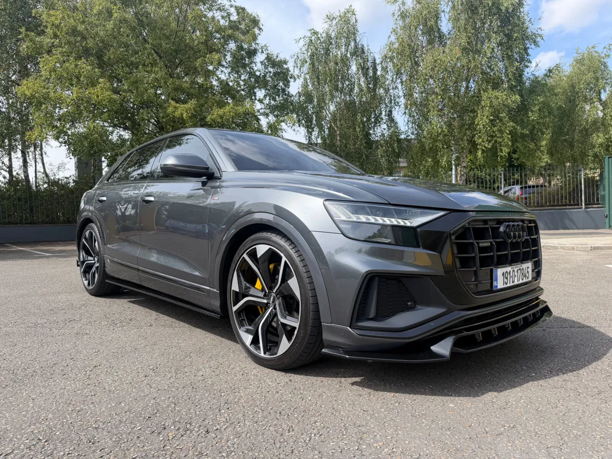 Audi Q8 50 TDI SLINE Quattro - Image 1