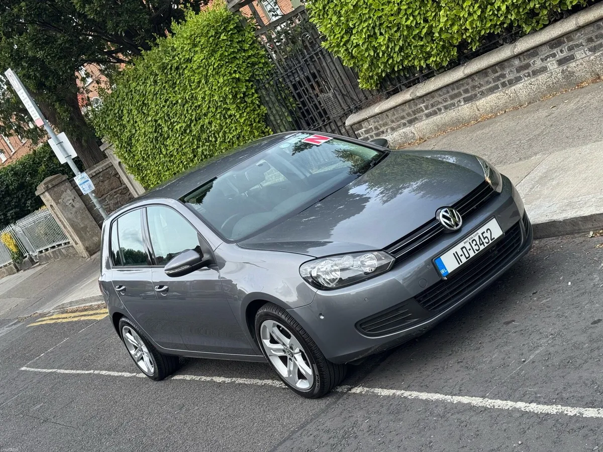 Low mileage 2011 Golf Irish car - Image 2