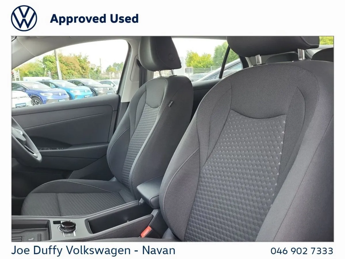 Volkswagen T-Roc LIFE 1.5TSI 116HP AUTO - Image 3