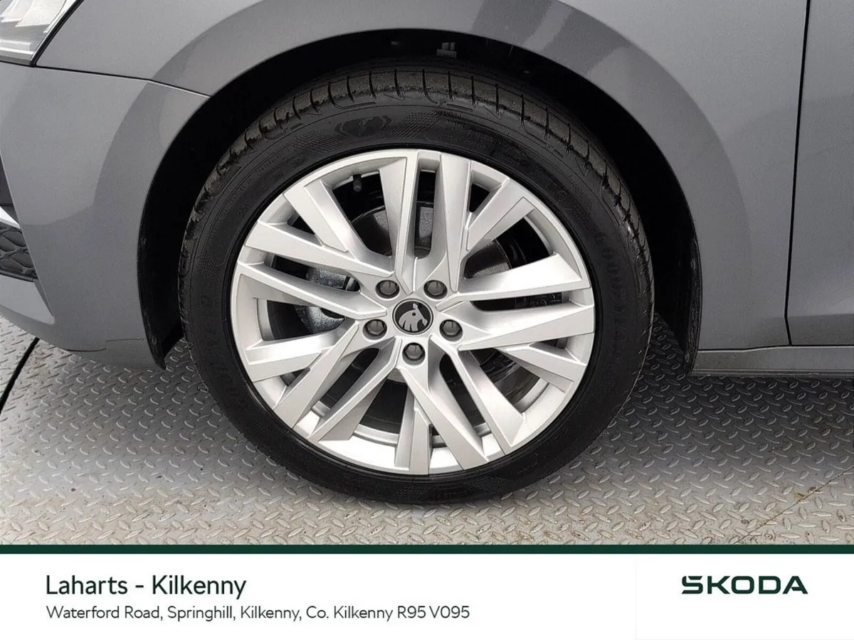Skoda Octavia COMBI SELECTION 2.0TDI 150HP DSG *RE - Image 6