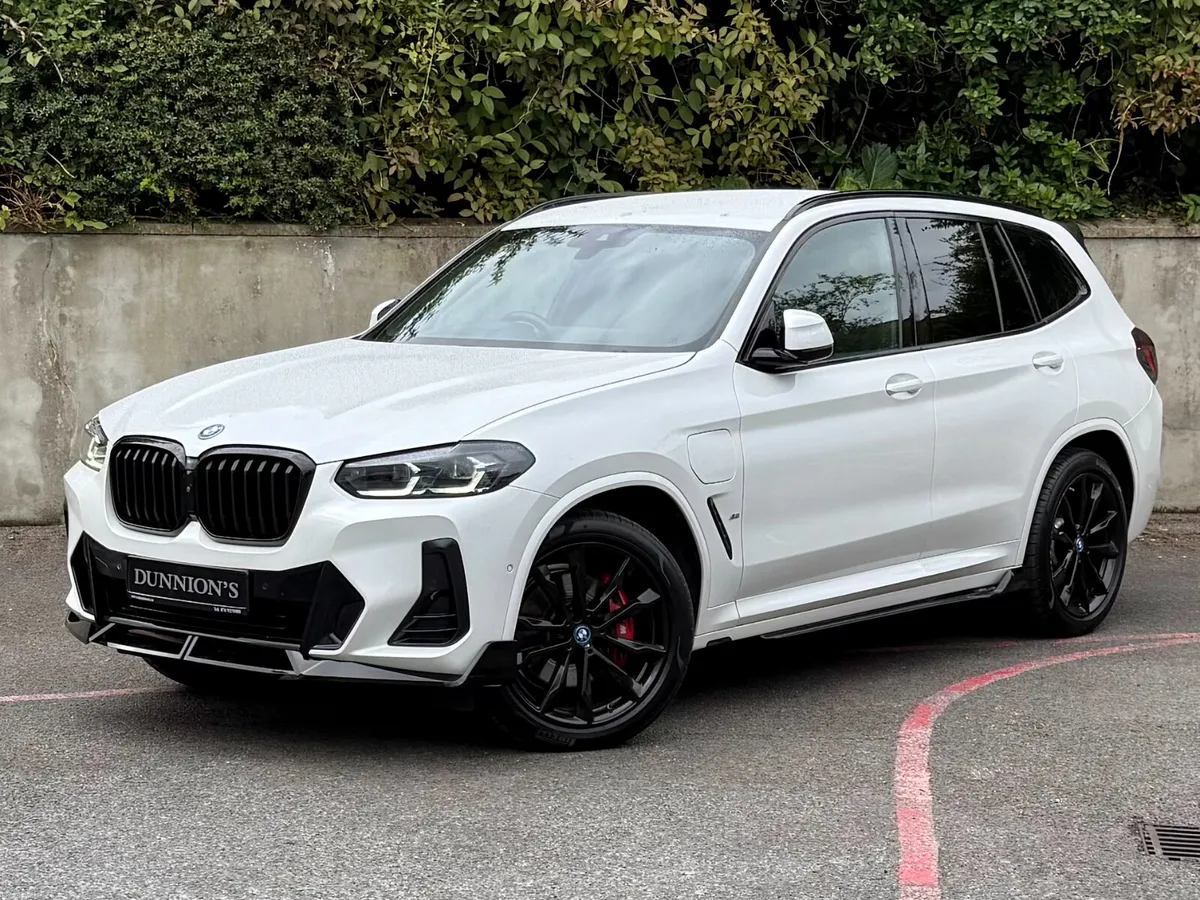 BMW X3 2023 X DRIVE 30E*HUGE SPEC* - Image 4