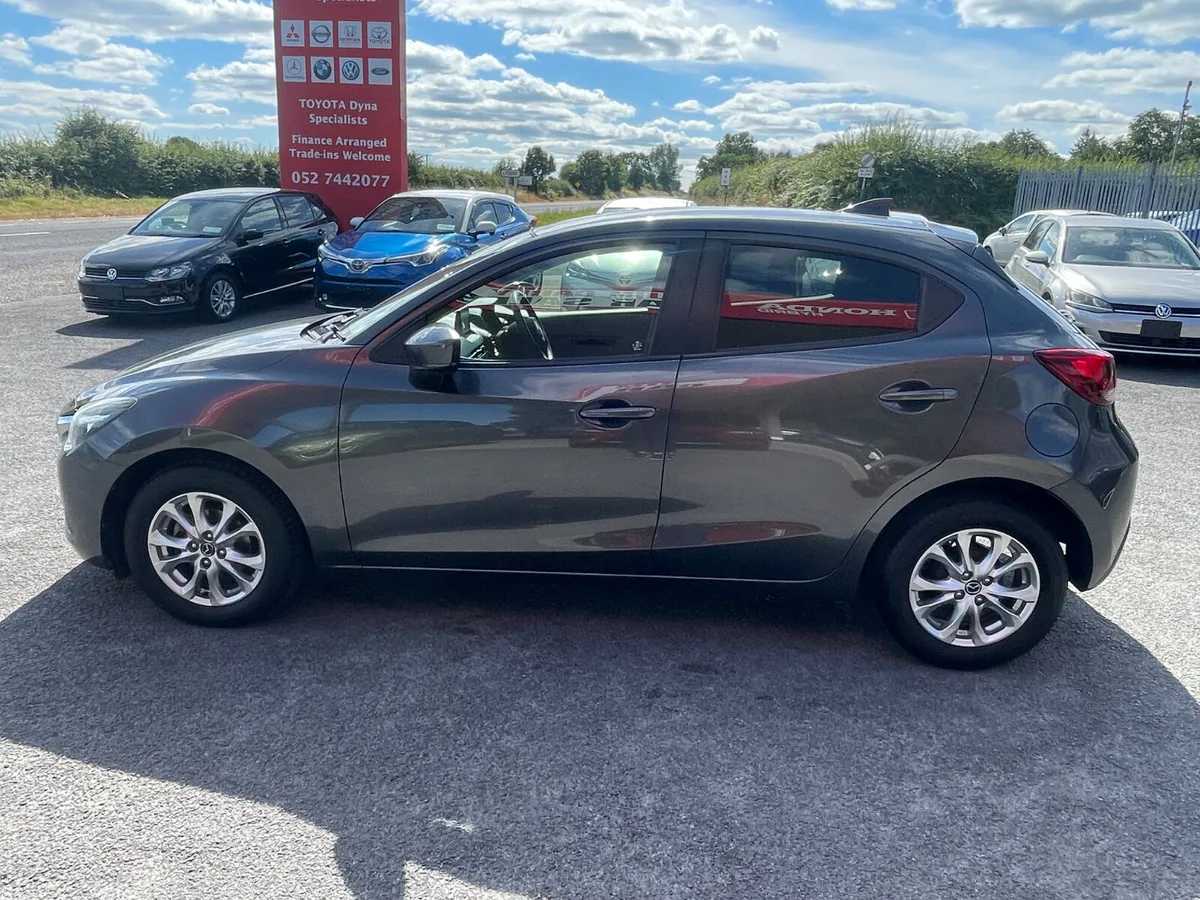 Mazda Demio - Image 4