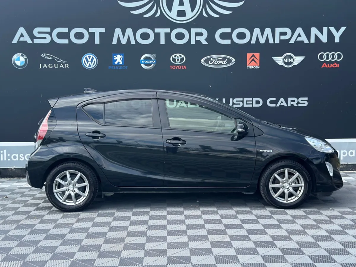 Toyota Aqua 1.5 Petrol Hybrid - Image 5