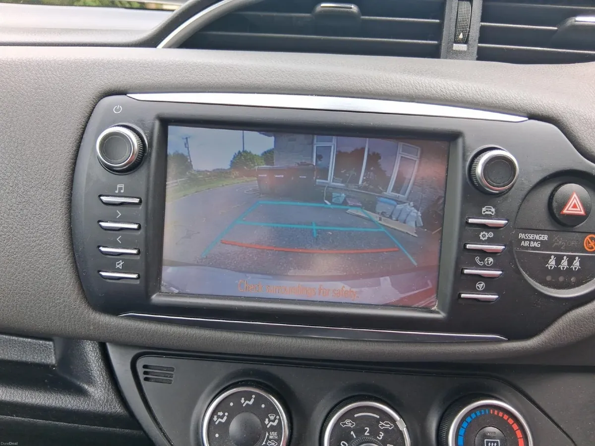 Toyota Yaris 2019 - Image 3