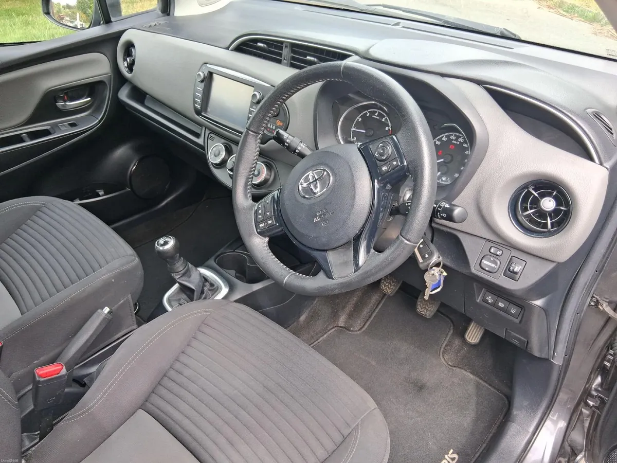 Toyota Yaris 2019 - Image 4