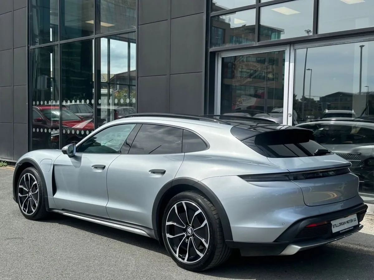 Porsche Taycan 4 Cross Turismo 93kw 5str Auto EV - Image 4