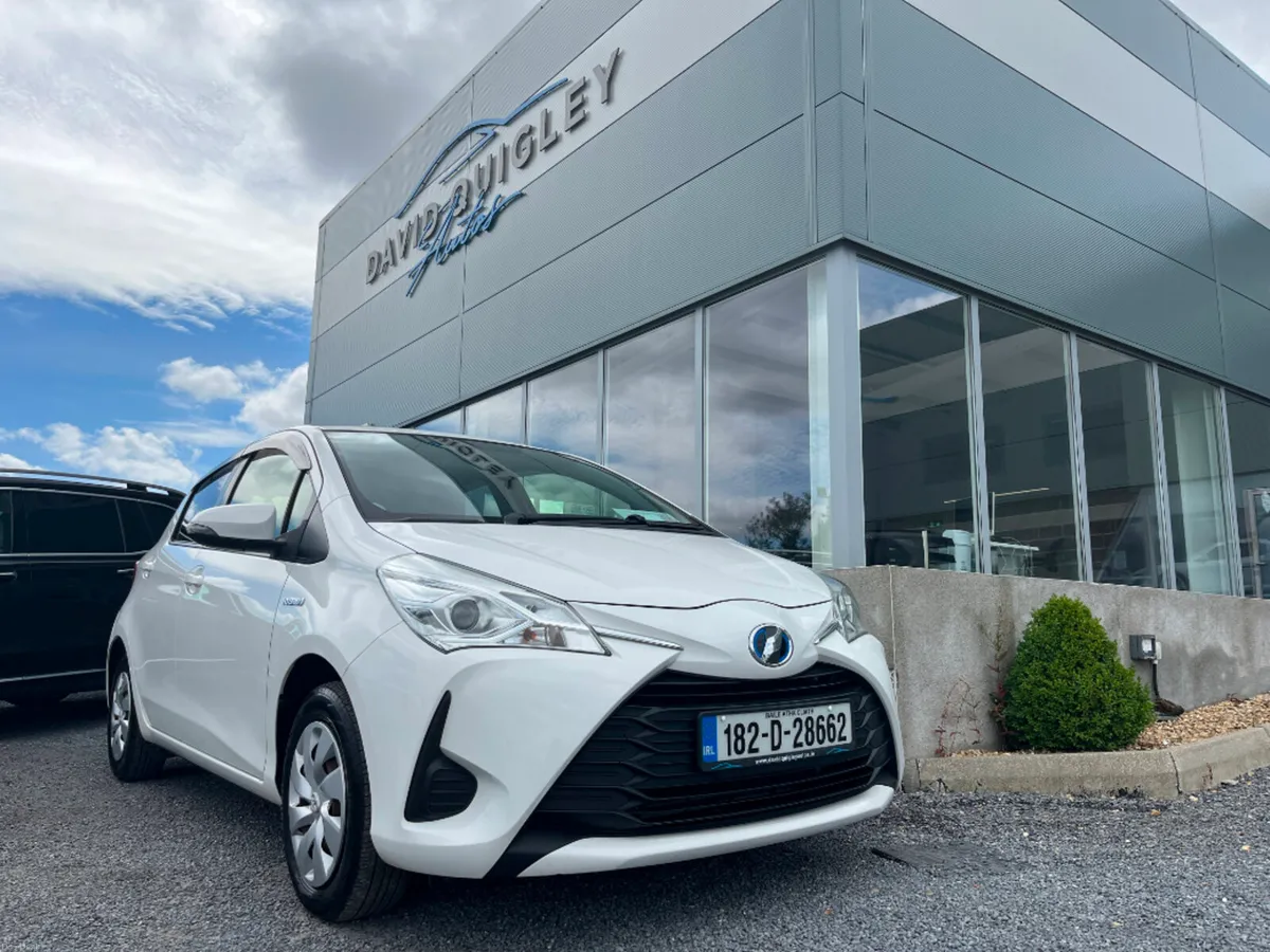 Toyota Yaris YARIS VITZ 1.5 PETROL HYBRID 130 5DR - Image 2