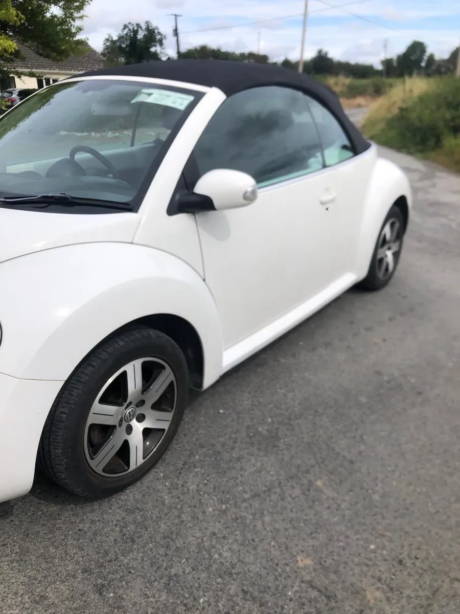 Vw beetle Cabriolet 2010 - Image 3