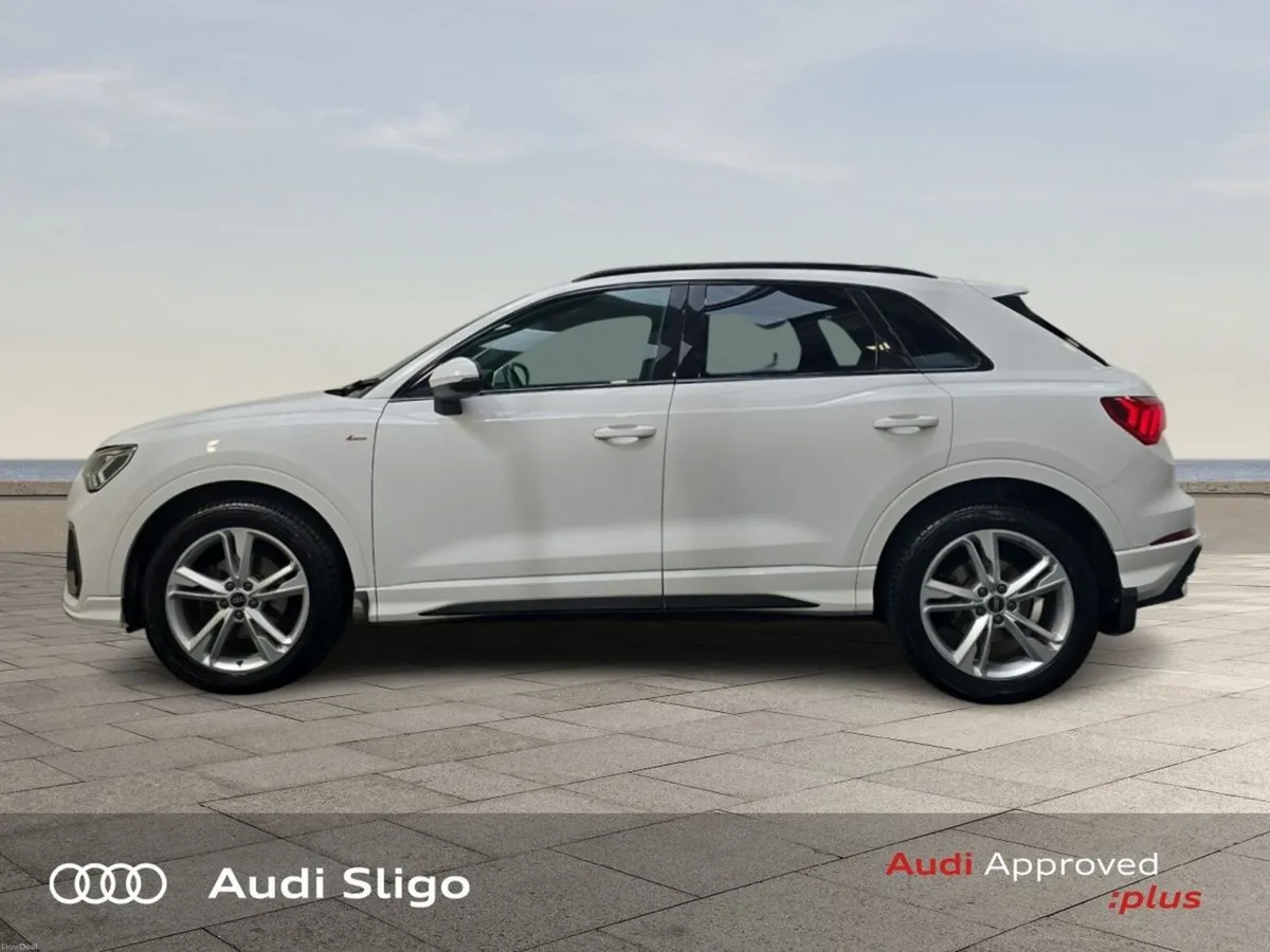 Audi Q3 S Line Black Styling Pack - PCP from €321p - Image 4