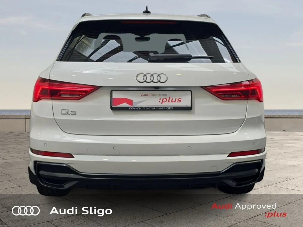Audi Q3 S Line Black Styling Pack - PCP from €321p - Image 6