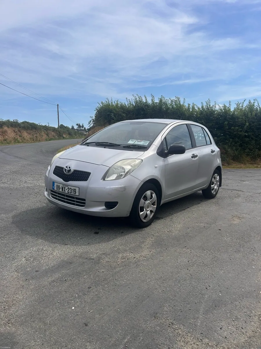 2009 Toyota Yaris 1.0 petrol - Image 1