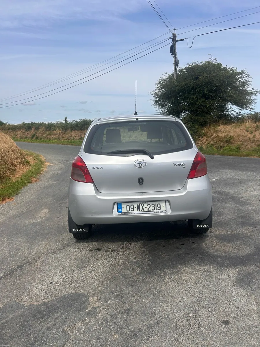 2009 Toyota Yaris 1.0 petrol - Image 6