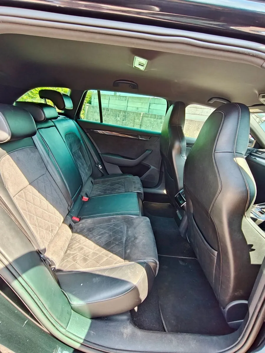 Skoda Superb 2018 - Image 2
