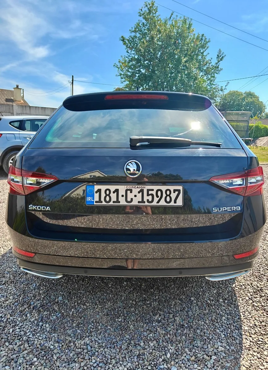 Skoda Superb 2018 - Image 4