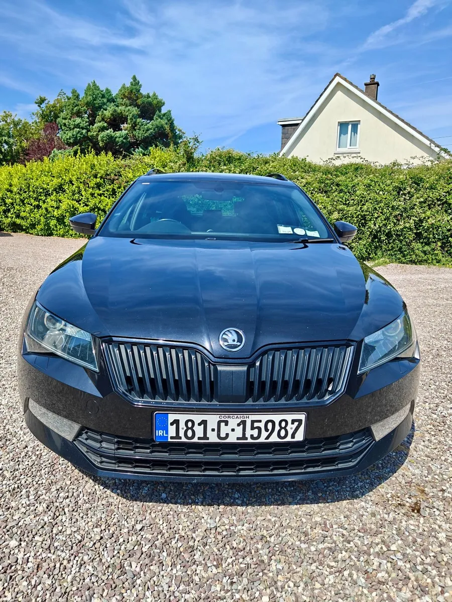 Skoda Superb 2018 - Image 6